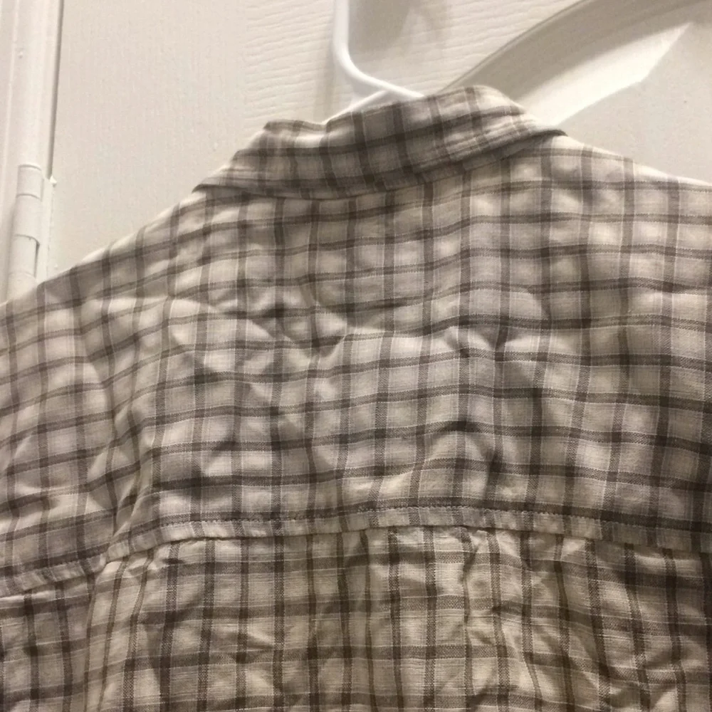 FINAL MARKDOWN Men’s crb khakis sport shirt small - Picture 3 of 4